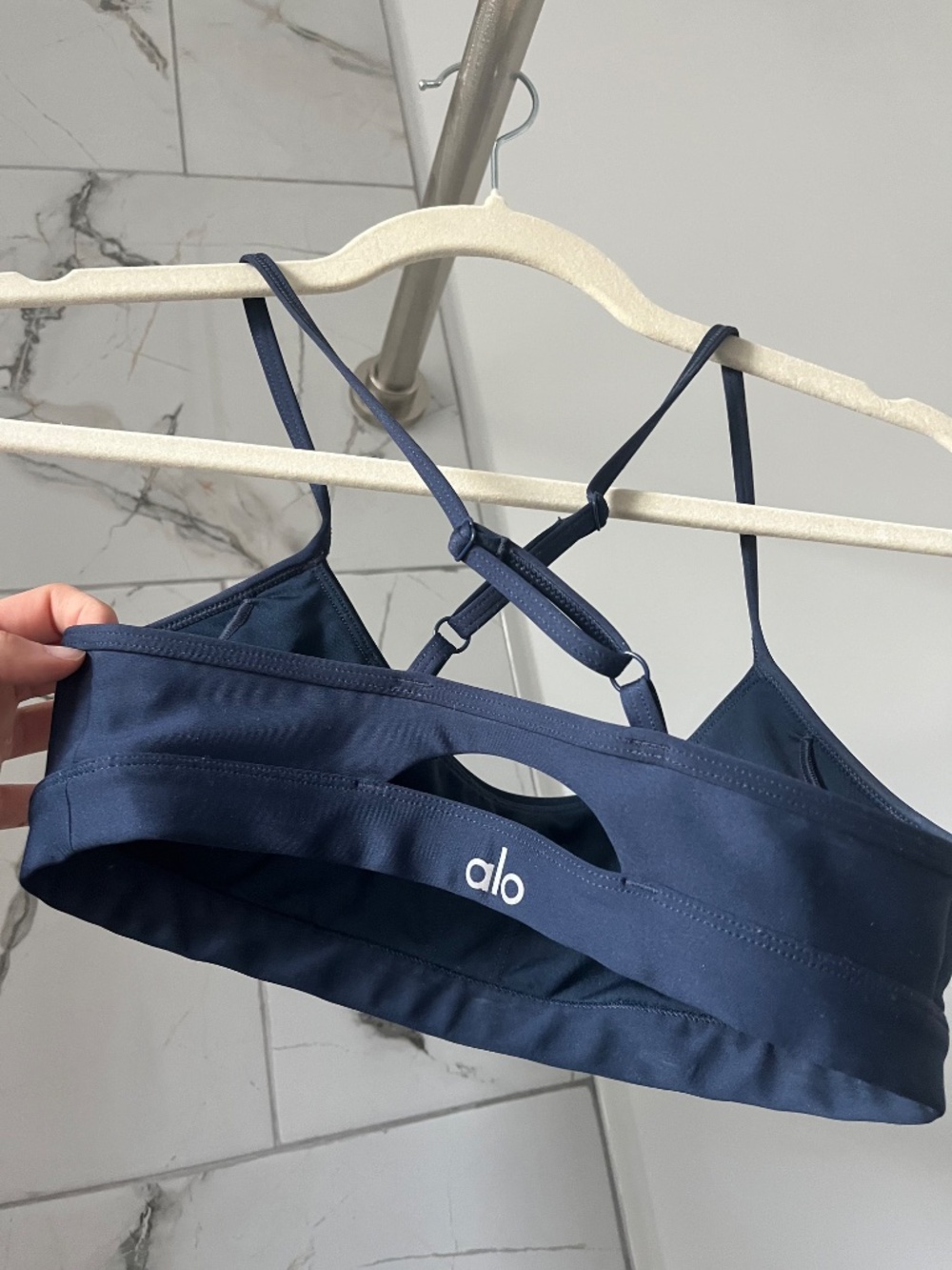 Alo Airlift Intrigue Sports Bra in Navy - Picture 2 of 3